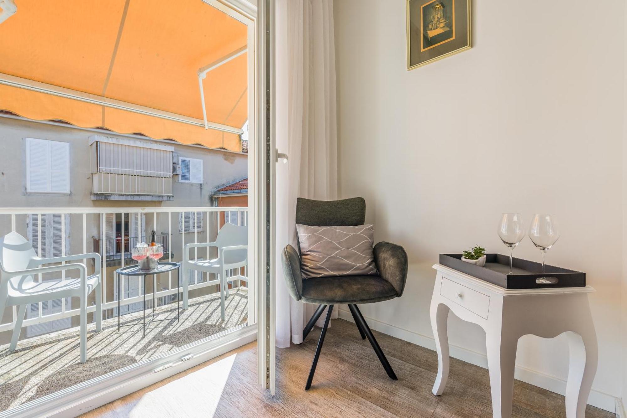 Central Rooms In Old Town By Belmont Realty Zadar Exterior foto