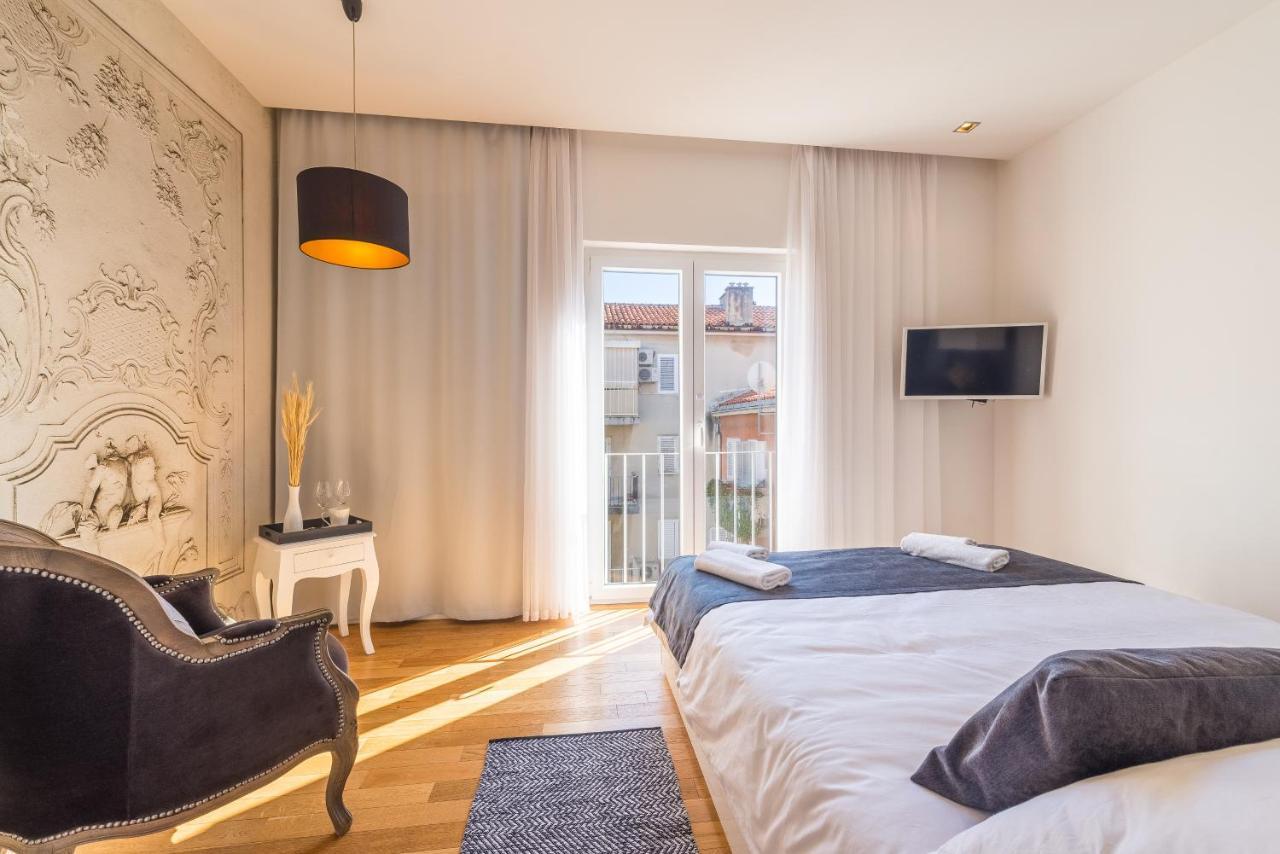 Central Rooms In Old Town By Belmont Realty Zadar Exterior foto